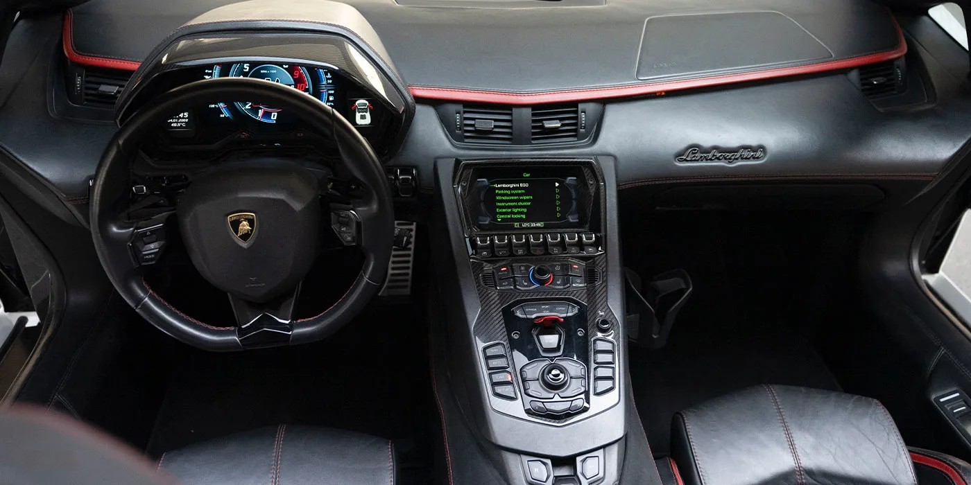 
								Rent Lamborghini Aventador in Dubai full									