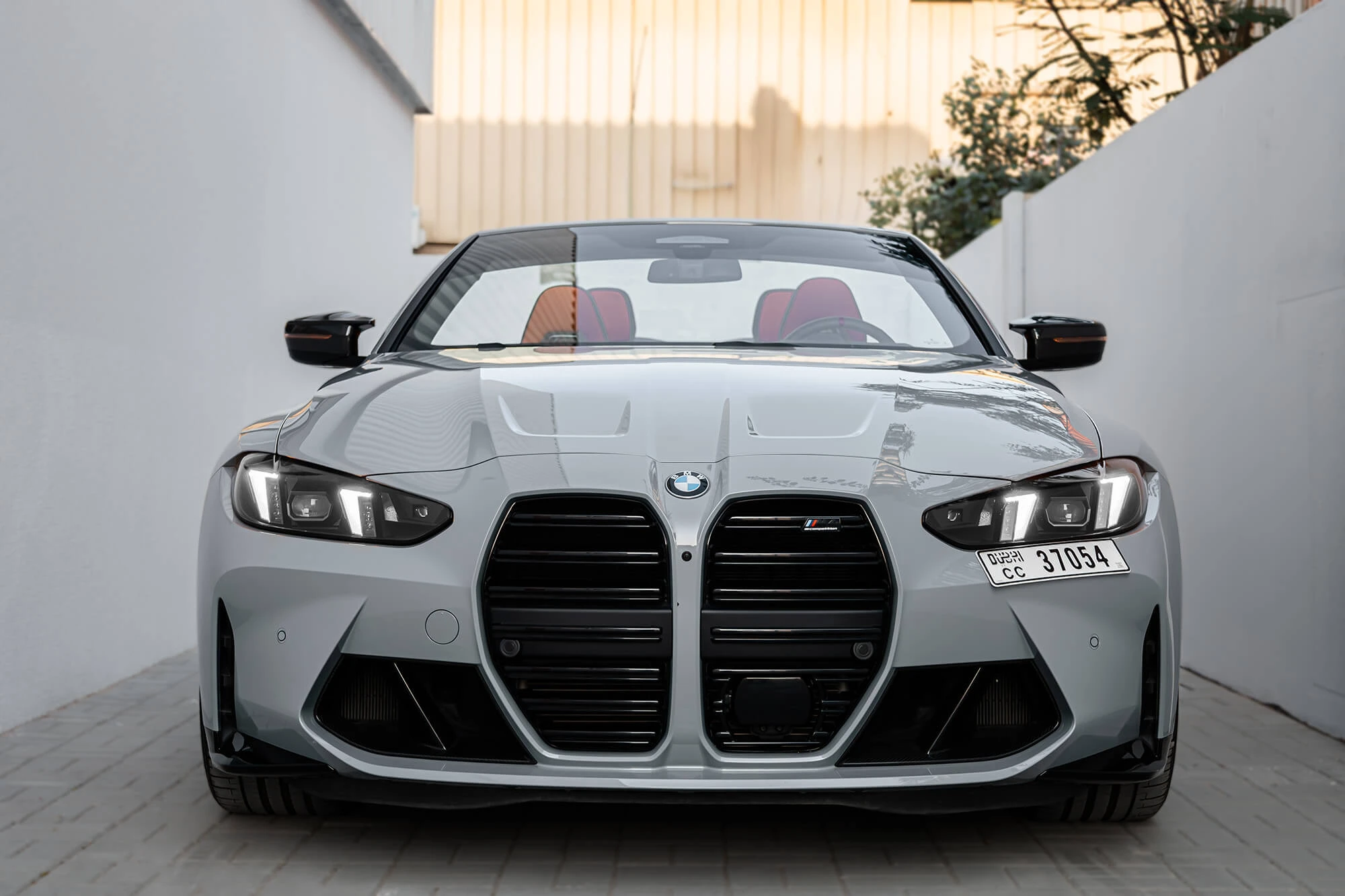 
								Rent BMW M4 Competition in Dubai full									